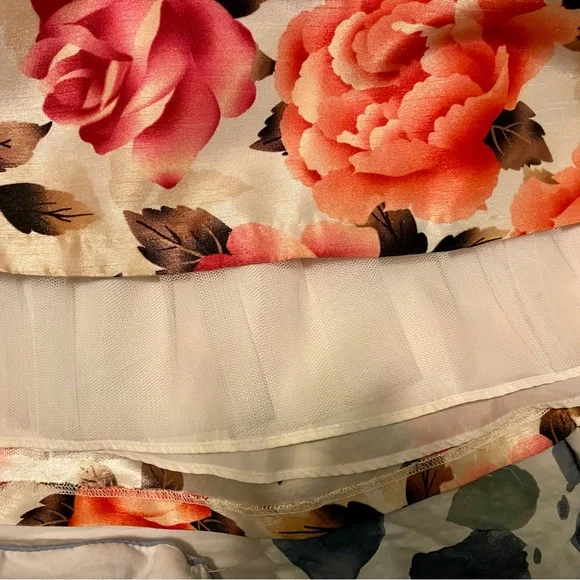 SL Fashions gorgeous floral cocktail dress size 10 - Picture 9 of 9